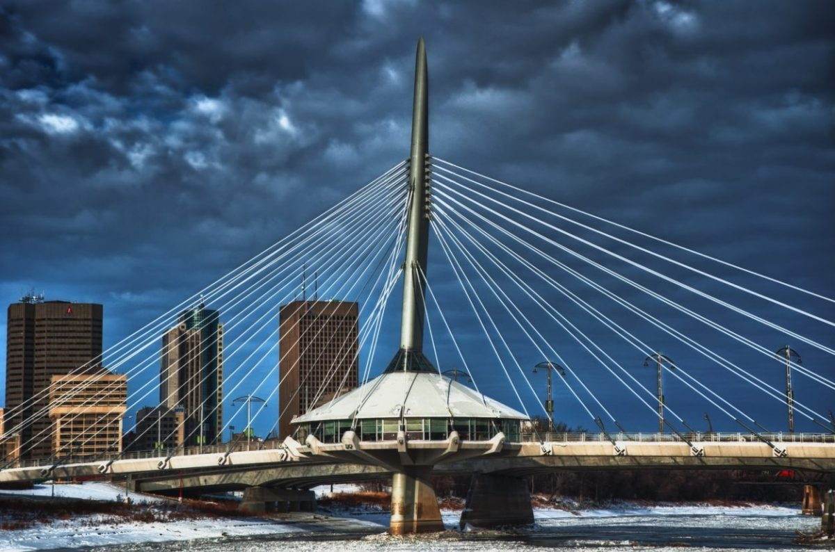 Moving to Winnipeg:  Top 6 accounts to follow on Twitter
