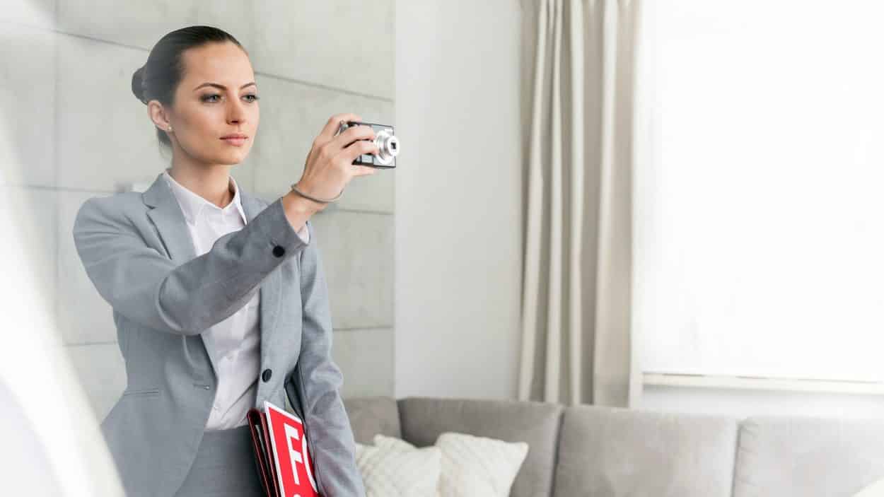 7 Unwritten Etiquette Rules Every Home Buyer Should Know  – Advice from realtor.com